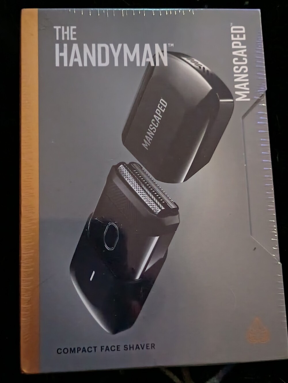 The Handyman "Manscaped" Compact Face Shaver - Black (NIB)